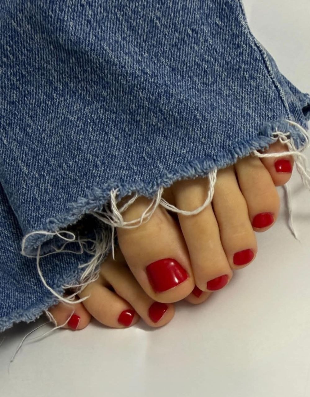 Pedichiura rosie lucioasa